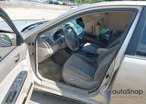 2005 Toyota Camry Le из США, поврежденный, VIN 4T1BE32K85U089256